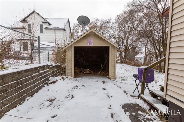 Builiding view seventeen for 452 Howard, Grand Rapids, MI. 49507