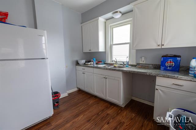 Builiding view three for 452 Howard, Grand Rapids, MI. 49507