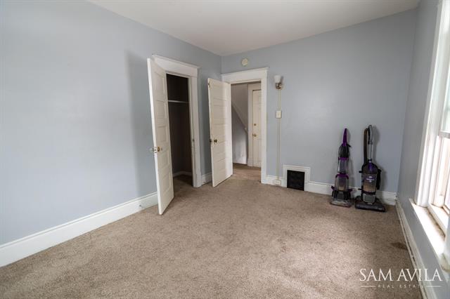 Builiding view twelve for 452 Howard, Grand Rapids, MI. 49507