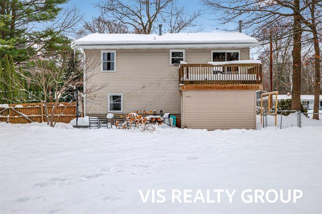 Builiding view fifty seven for 19210 Glendale, Spring Lake, MI. 49456