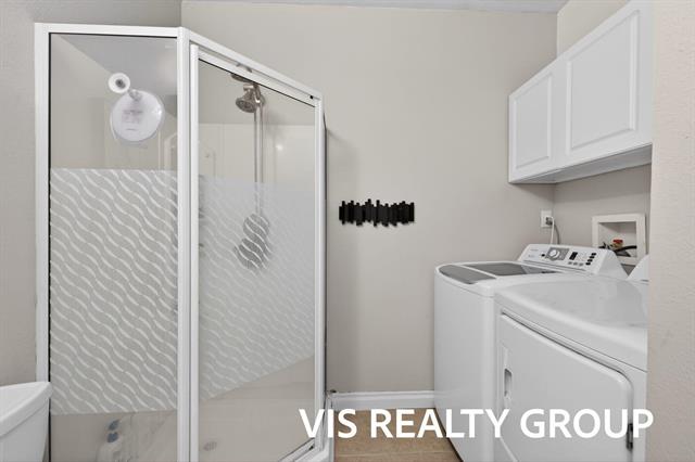 Builiding view forty eight for 19210 Glendale, Spring Lake, MI. 49456