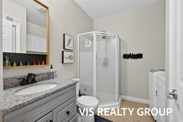 Builiding view forty seven for 19210 Glendale, Spring Lake, MI. 49456