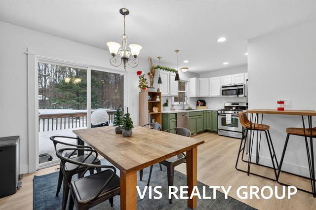 Builiding view nine for 19210 Glendale, Spring Lake, MI. 49456