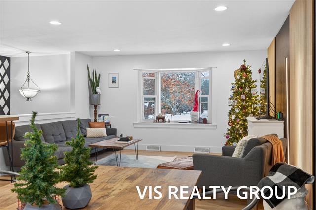 Builiding view sixteen for 19210 Glendale, Spring Lake, MI. 49456