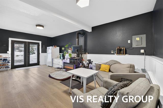 Builiding view thirty nine for 19210 Glendale, Spring Lake, MI. 49456