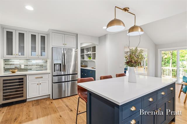 Builiding view seven for 2559 Alger, Grand Rapids, MI. 49546