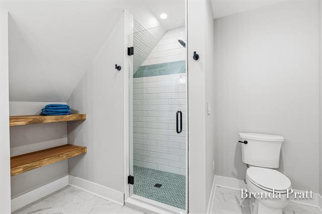 Builiding view twenty seven for 2559 Alger, Grand Rapids, MI. 49546