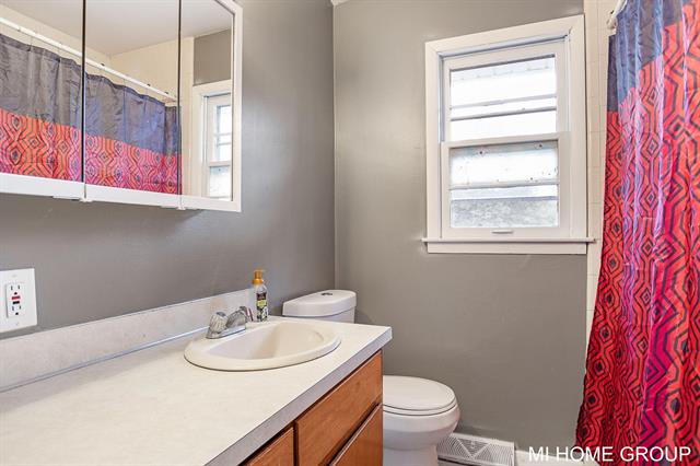 Builiding view ten for 3801 Taft, Wyoming, MI. 49519