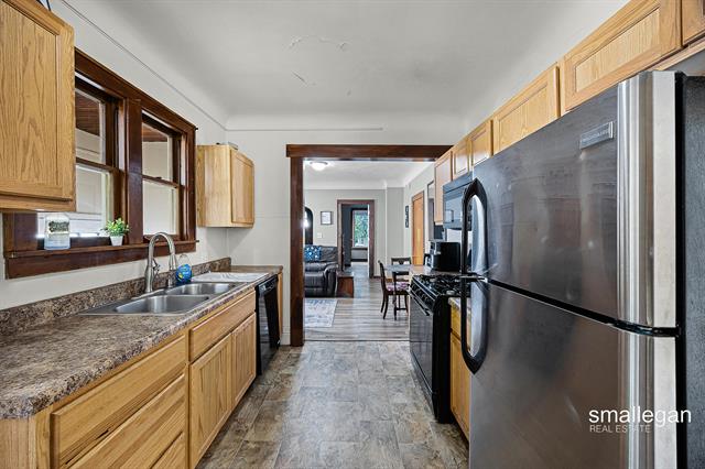 Builiding view four for 1023 Pulawski, Grand Rapids, MI. 49504