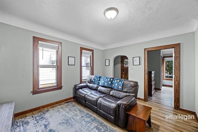 Builiding view two for 1023 Pulawski, Grand Rapids, MI. 49504