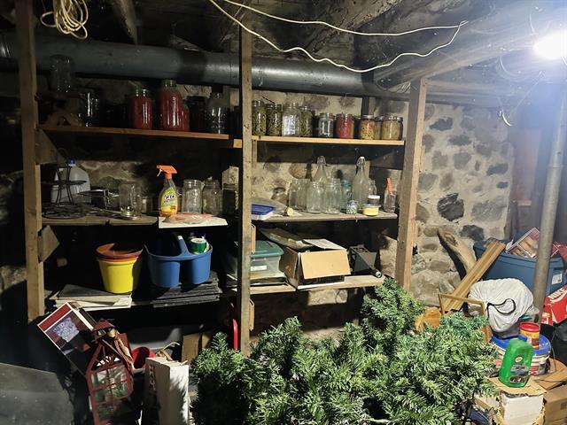 Builiding view twenty six for 404 Ellen, Union City, MI. 49094