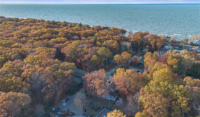 Builiding view twenty six for 200 Marx, New Buffalo, MI. 49117