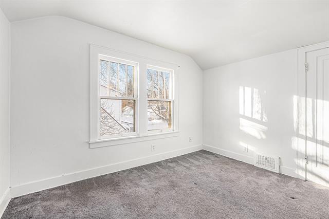 Builiding view thirteen for 1209 Cambridge, Kalamazoo, MI. 49001