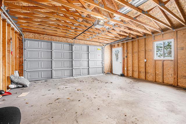 Builiding view twenty for 1209 Cambridge, Kalamazoo, MI. 49001