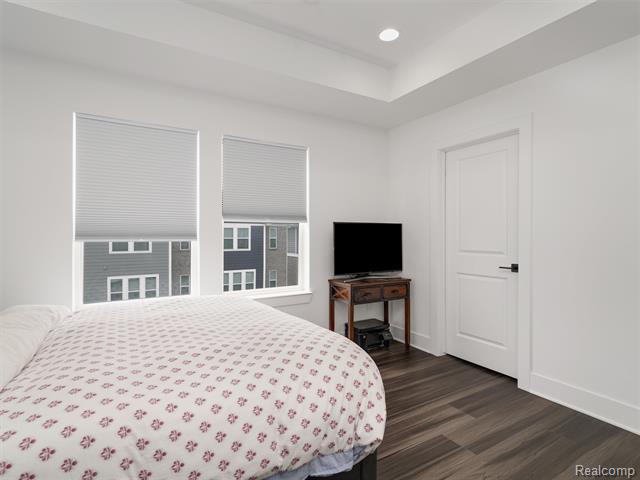Builiding view twenty one for 2926 Artemis, Troy, MI. 48085