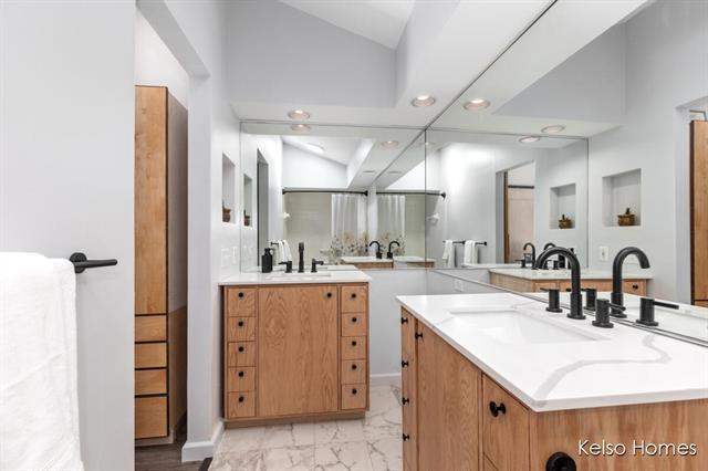 Builiding view twelve for 2016 Tall Meadow, Grand Rapids, MI. 49505