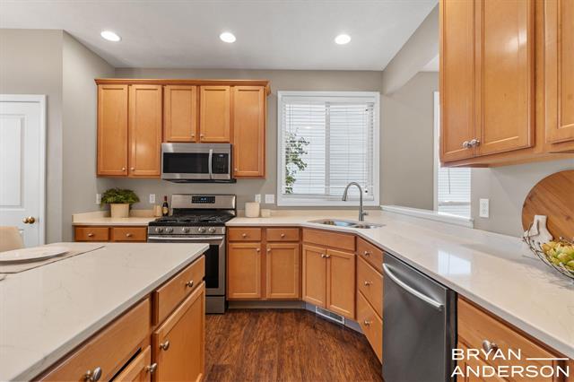 Builiding view eleven for 5984 Mill Point, Grand Rapids, MI. 49512