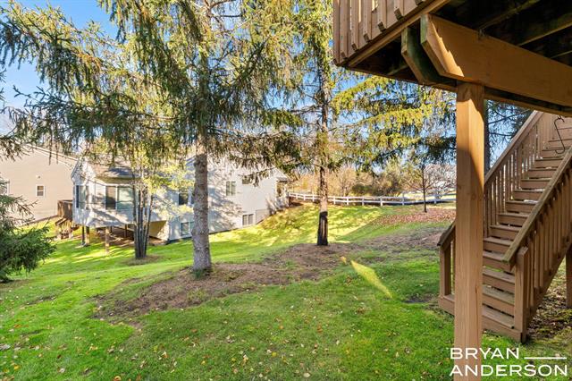 Builiding view forty seven for 5984 Mill Point, Grand Rapids, MI. 49512