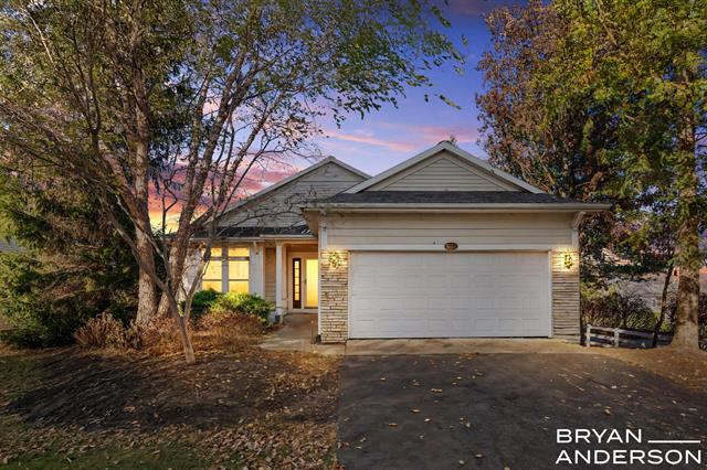 Builiding view one for 5984 Mill Point, Grand Rapids, MI. 49512