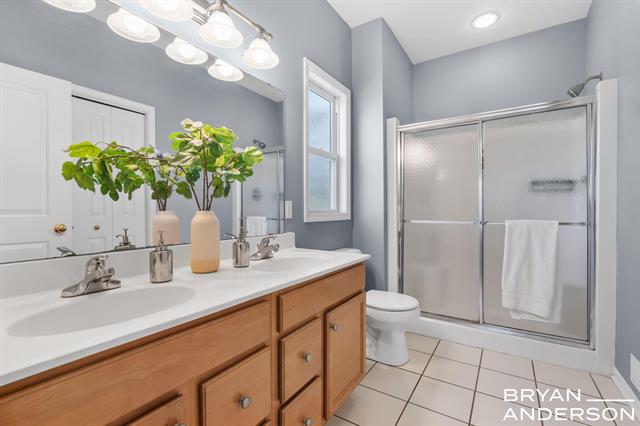 Builiding view twenty two for 5984 Mill Point, Grand Rapids, MI. 49512