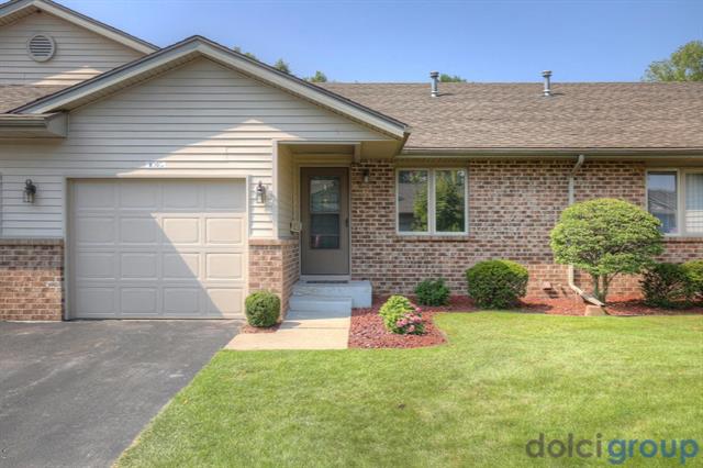 front view for 1015 Country Gardennw , Grand Rapids, Mi. 49534