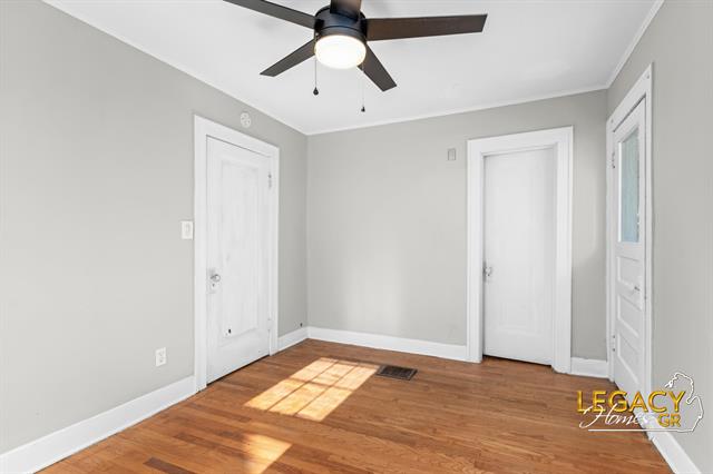 Builiding view twenty two for 1034 Cooper, Grand Rapids, MI. 49507