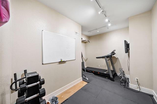 Builiding view thirty three for 33192 Old Post, Niles, MI. 49120