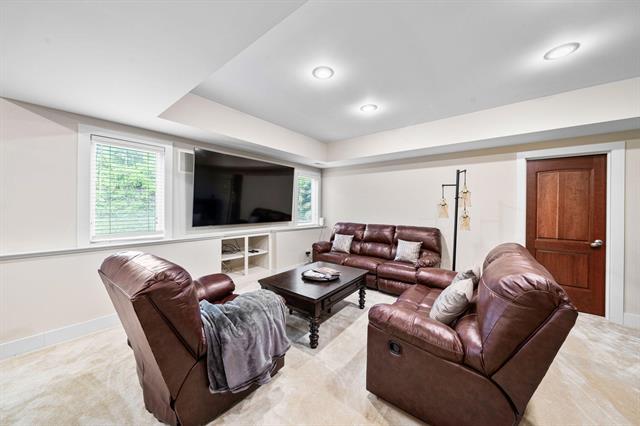 Builiding view thirty for 33192 Old Post, Niles, MI. 49120