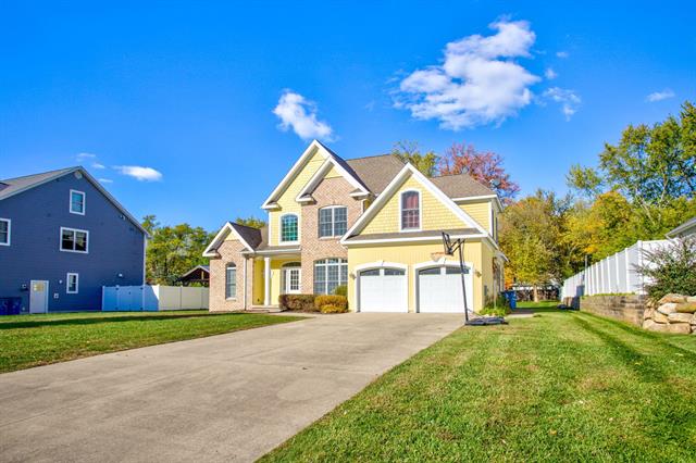 Builiding view forty nine for 7409 Mitchell, South Haven, MI. 49090