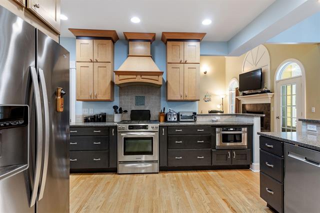 Builiding view fourteen for 7409 Mitchell, South Haven, MI. 49090