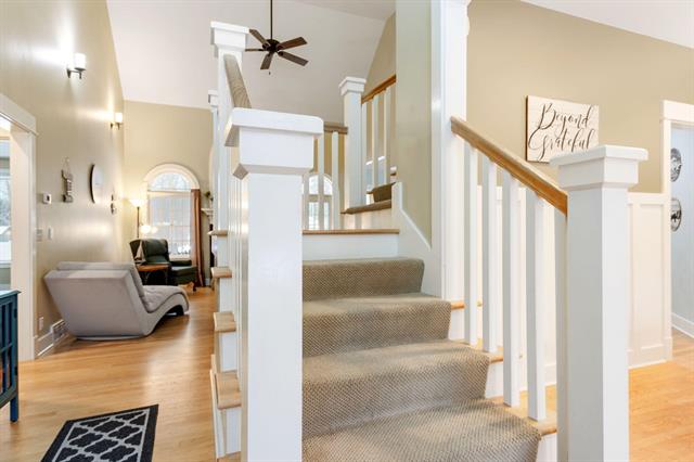 Builiding view ten for 7409 Mitchell, South Haven, MI. 49090