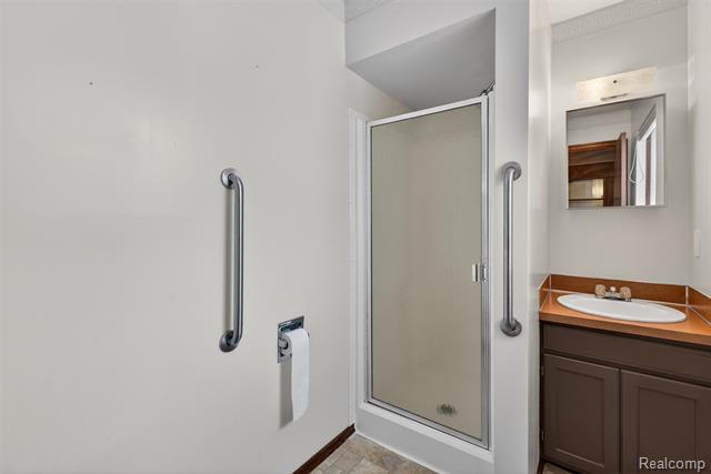 Builiding view twelve for 6347 Johnson, Flushing, MI. 48433