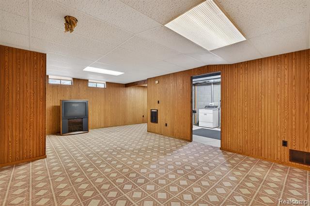 Builiding view twenty one for 6347 Johnson, Flushing, MI. 48433