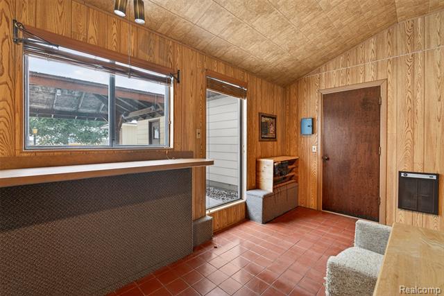 Builiding view twenty six for 6347 Johnson, Flushing, MI. 48433