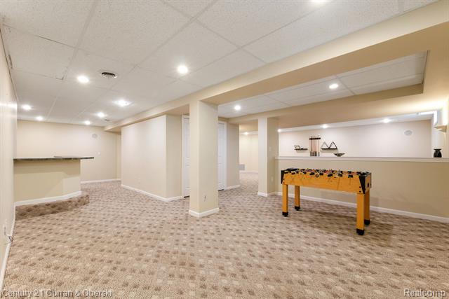 Builiding view fifty seven for 27852 Larson, Farmington, MI. 48331