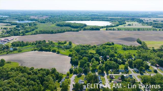 Builiding view forty seven for 524 Rose, Vicksburg, MI. 49097