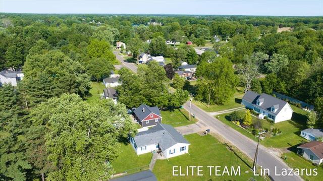 Builiding view thirty eight for 524 Rose, Vicksburg, MI. 49097