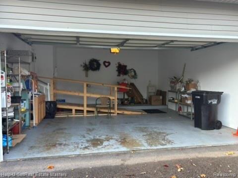 Builiding view twenty seven for 2040 Blue Bell, Grand Rapids, MI. 49504