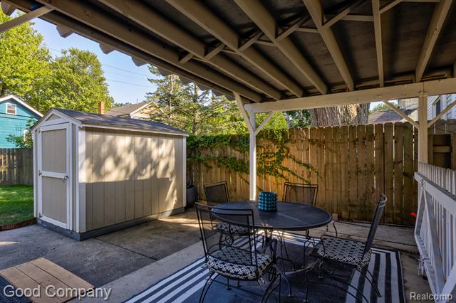 Builiding view fifty nine for 934 Lockwood, Royal Oak, MI. 48067