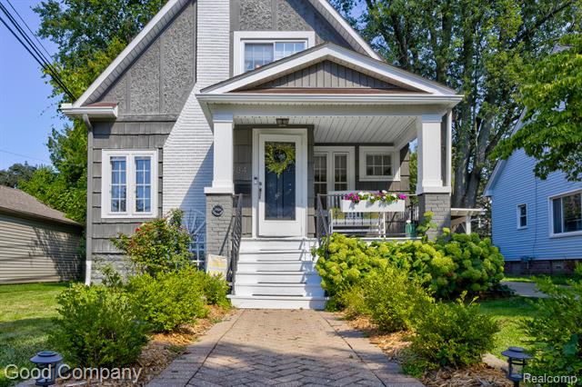 Builiding view sixty four for 934 Lockwood, Royal Oak, MI. 48067