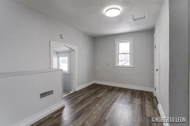 Builiding view eighteen for 922 Burton, Wyoming, MI. 49509