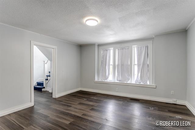 Builiding view fifteen for 922 Burton, Wyoming, MI. 49509