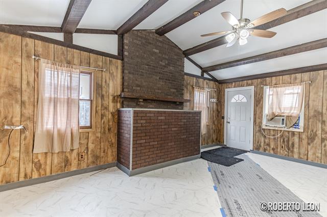 Builiding view one for 922 Burton, Wyoming, MI. 49509