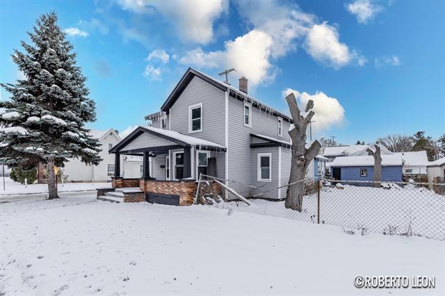 Builiding view twenty seven for 922 Burton, Wyoming, MI. 49509