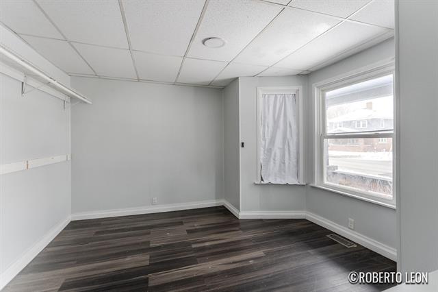 Builiding view twenty for 922 Burton, Wyoming, MI. 49509