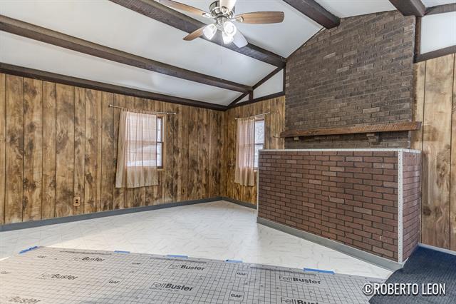 Builiding view two for 922 Burton, Wyoming, MI. 49509