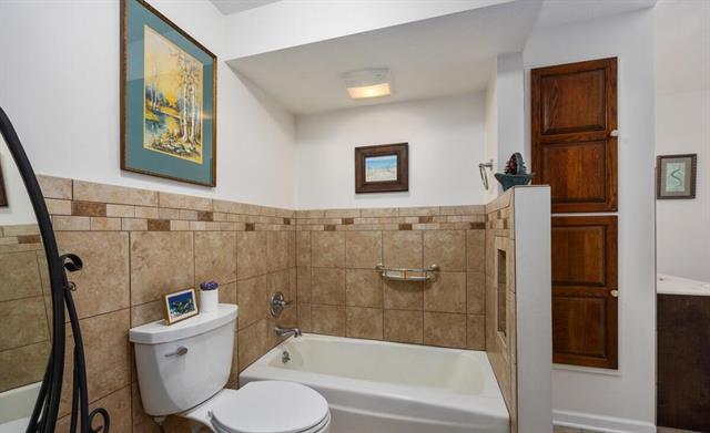 Builiding view eight for 583 Kingsbury, Grand Rapids, MI. 49544