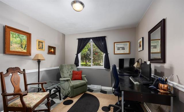 Builiding view ten for 583 Kingsbury, Grand Rapids, MI. 49544