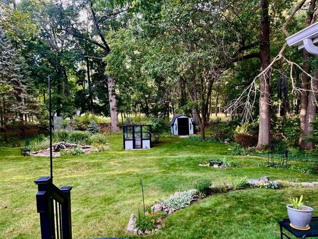 Builiding view twenty three for 583 Kingsbury, Grand Rapids, MI. 49544