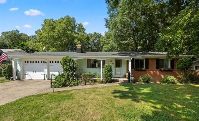 front view for 583 Kingsburynw Street, Grand Rapids, Mi. 49544